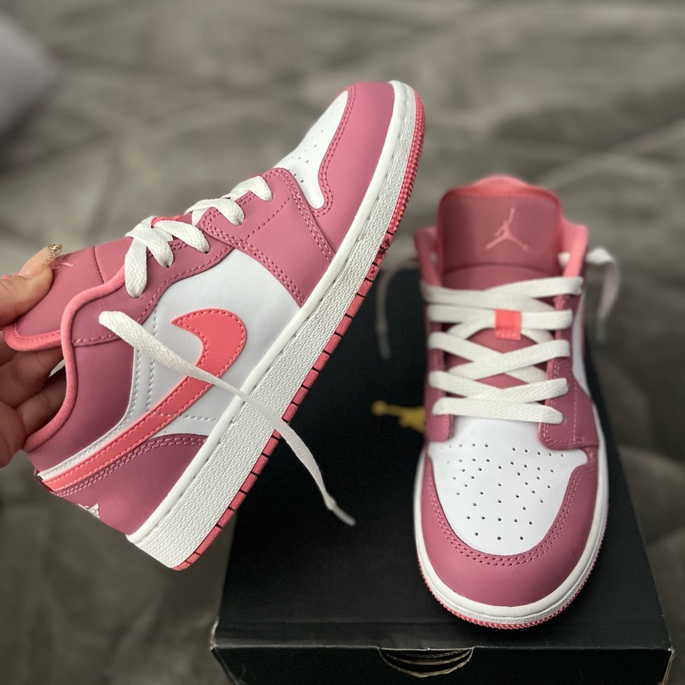 “Desert Berry” Air Jordan 1s Lowtop